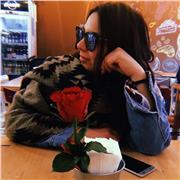 Educatrice socio culturale, impartisce ripetizioni, scuola elementare e media